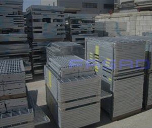 Лестничная ступень SР 34х38/30х2 Zn, длина: 600/240 мм