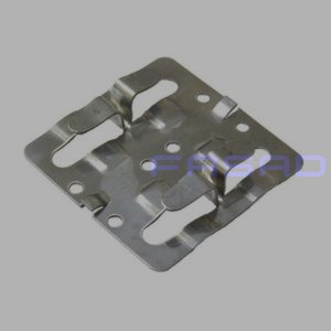 Вертикальный кляммер 1 мм, нержавеющий 11кл