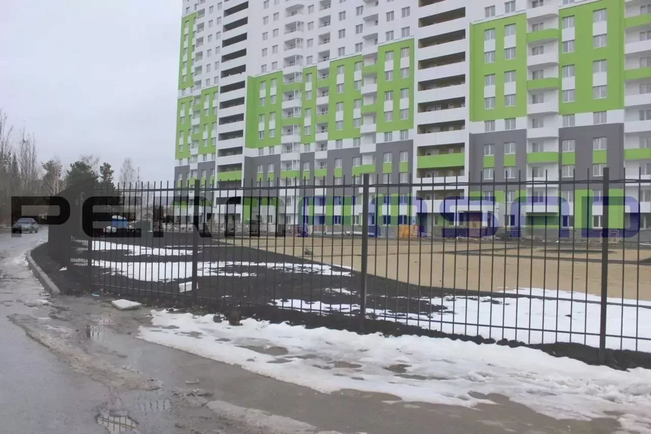 syt5sa1210u335l4vequ9xdq5zbzfetv.jpg.webp